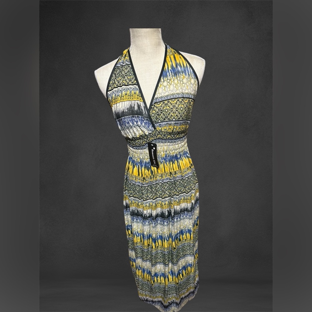 New , Patterned Halter Dress 🎀